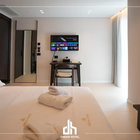 Hotel Dream 4*